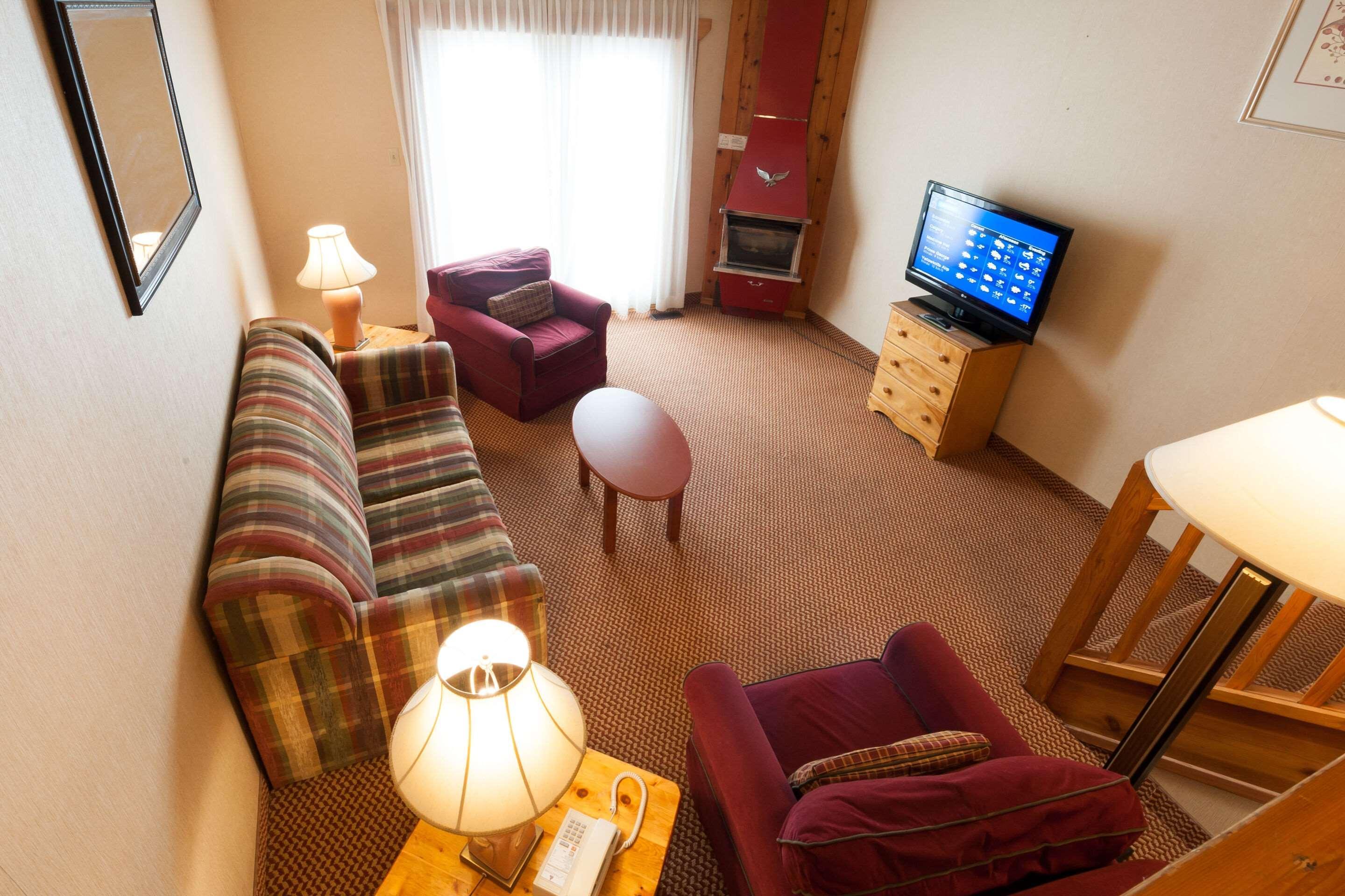 Pinestone Resort, Conference Centre, Spa & Golf Course هاليبرتون المظهر الخارجي الصورة