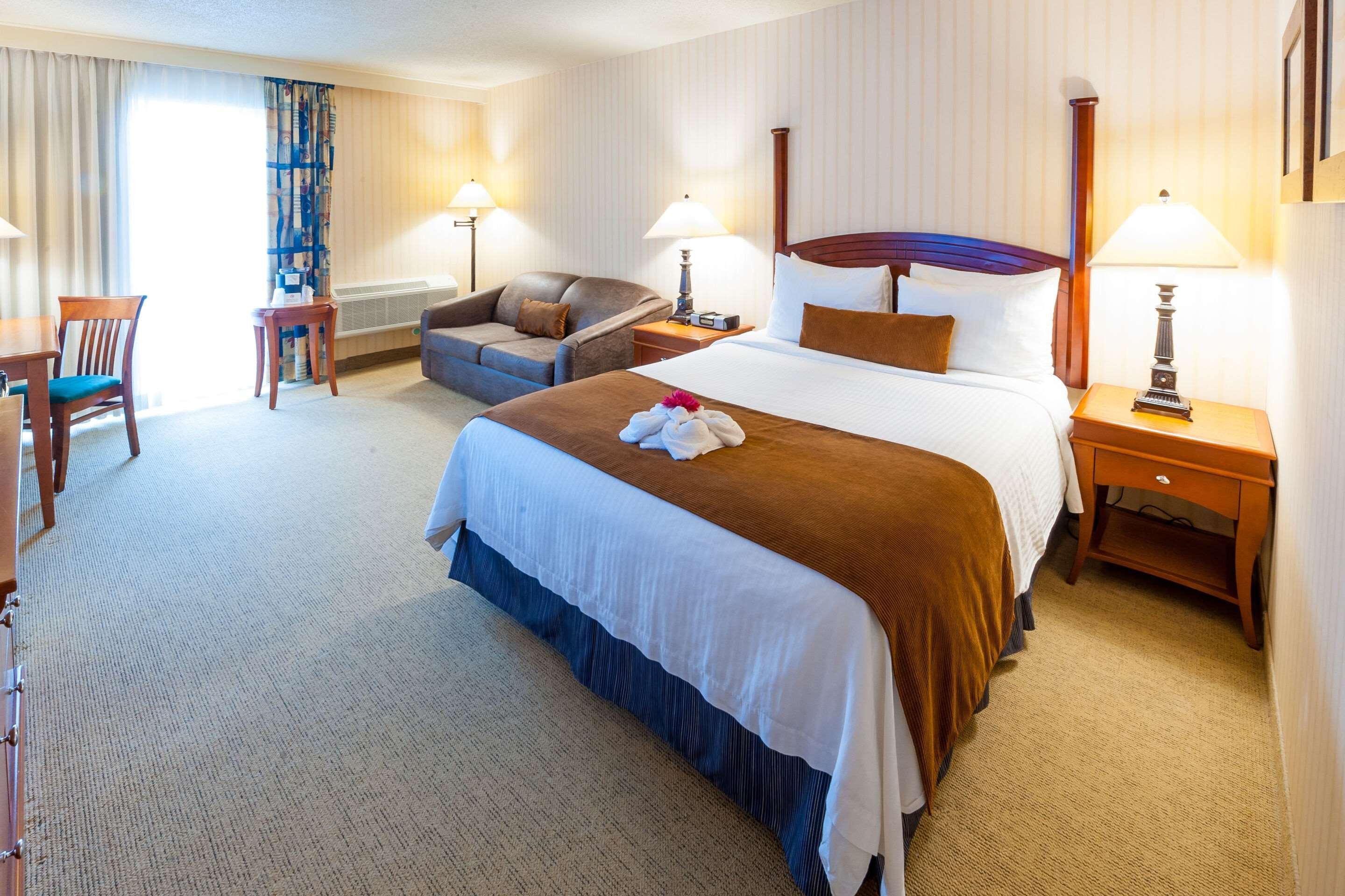 Pinestone Resort, Conference Centre, Spa & Golf Course هاليبرتون المظهر الخارجي الصورة