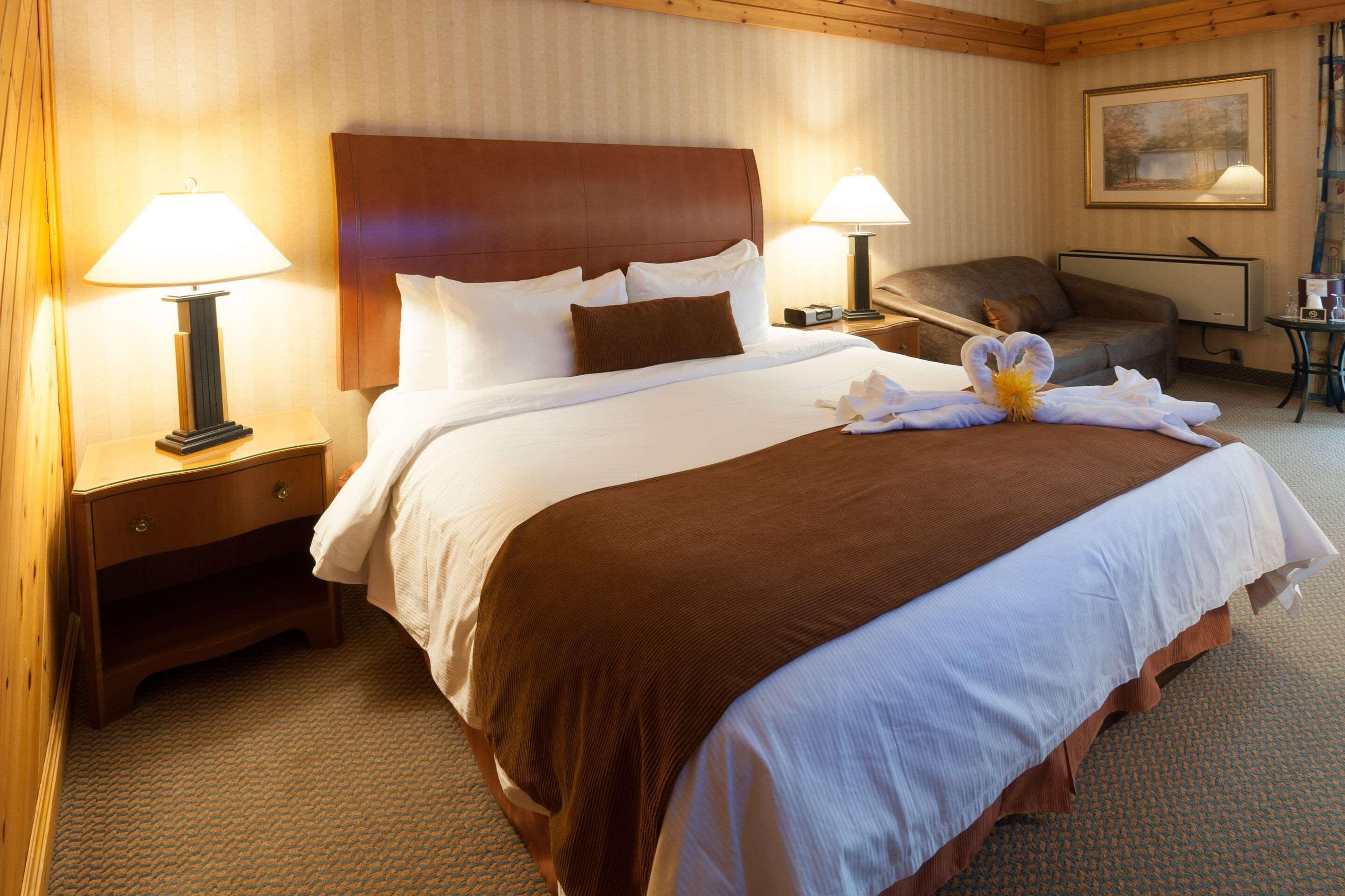 Pinestone Resort, Conference Centre, Spa & Golf Course هاليبرتون المظهر الخارجي الصورة
