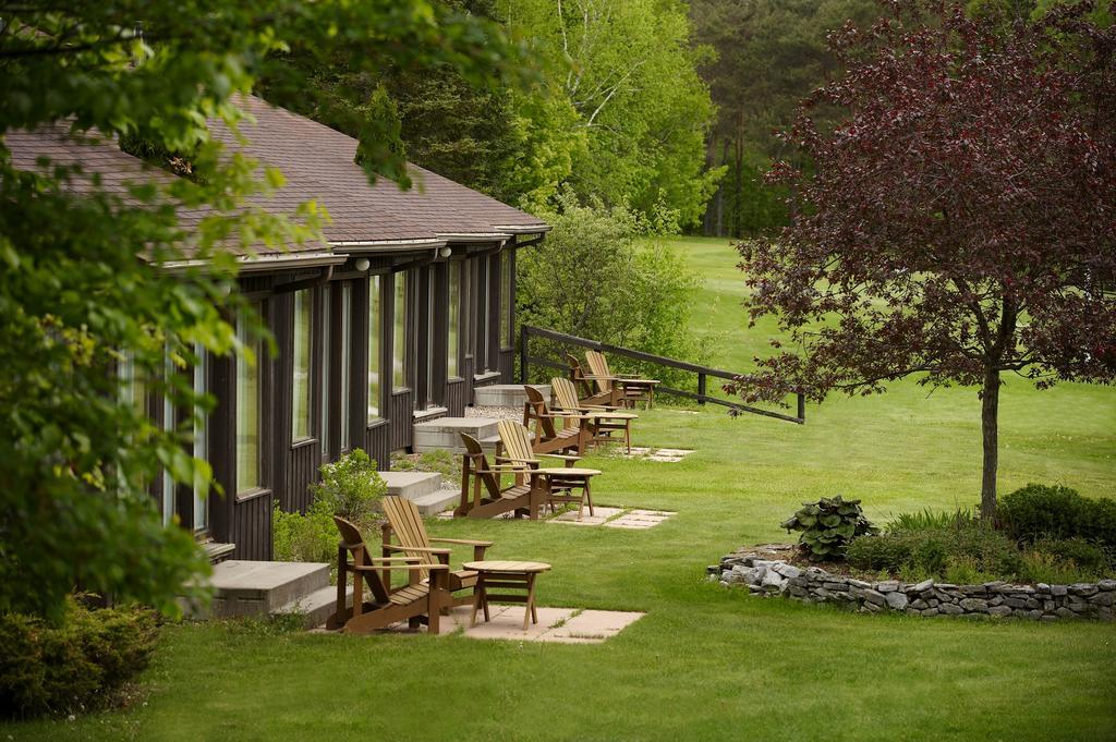 Pinestone Resort, Conference Centre, Spa & Golf Course هاليبرتون المظهر الخارجي الصورة