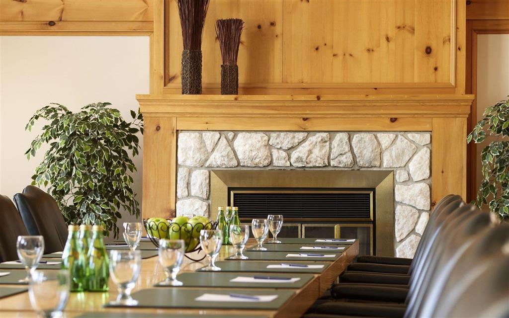 Pinestone Resort, Conference Centre, Spa & Golf Course هاليبرتون المرافق الصورة