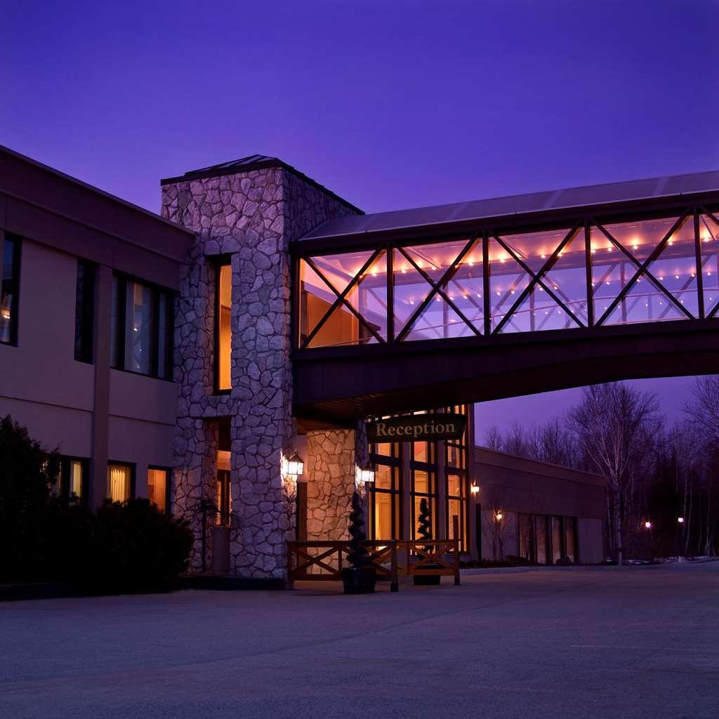 Pinestone Resort, Conference Centre, Spa & Golf Course هاليبرتون المظهر الخارجي الصورة